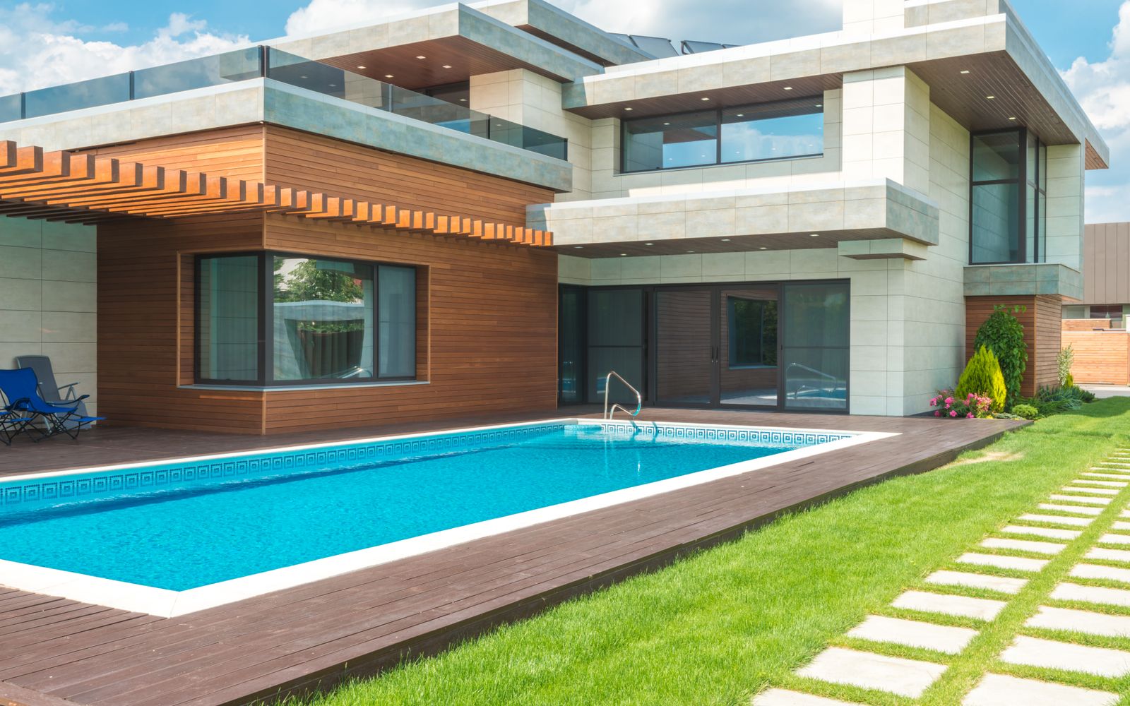 Poolside Modern — Desert sample